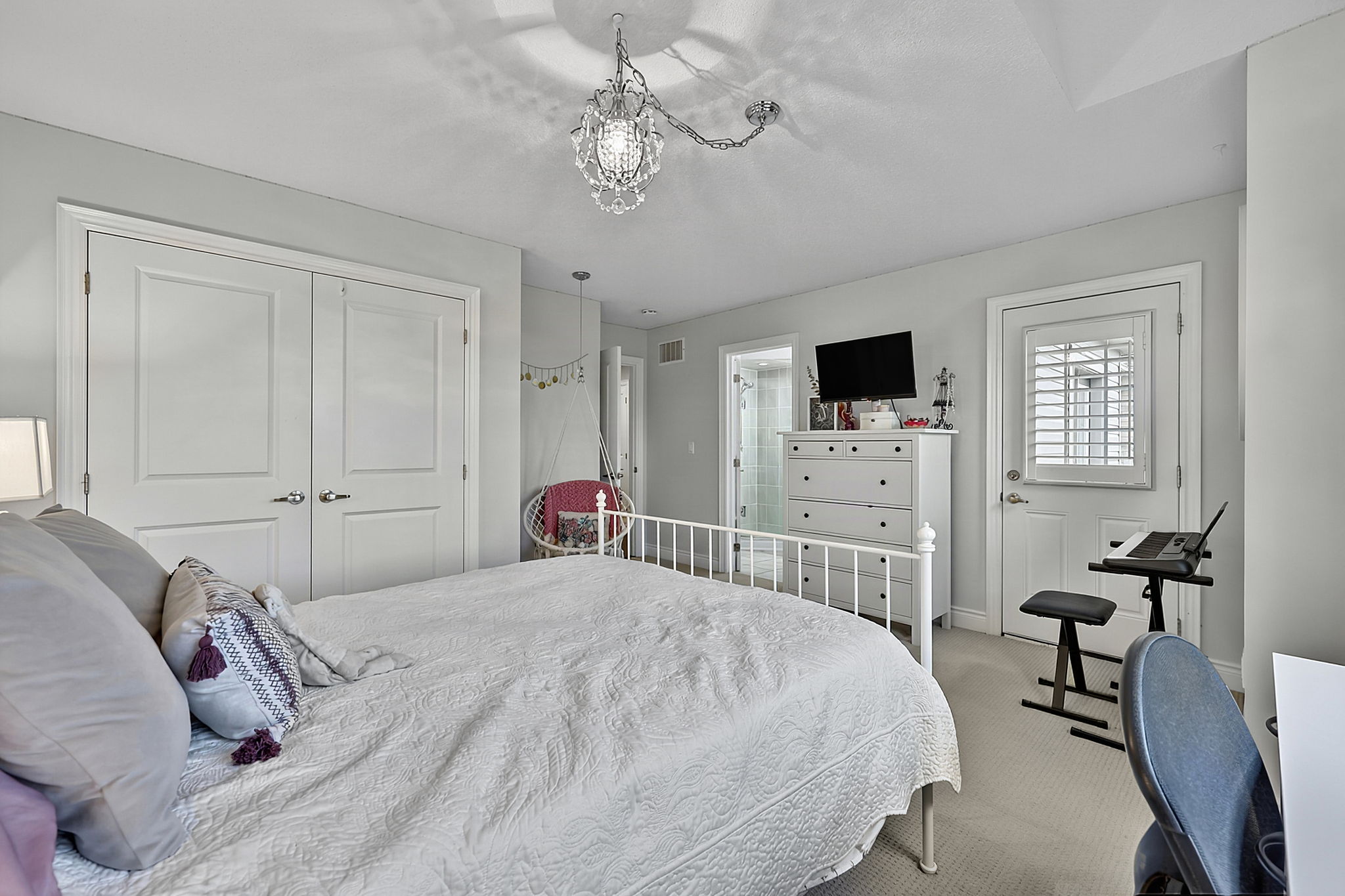  Photo 62