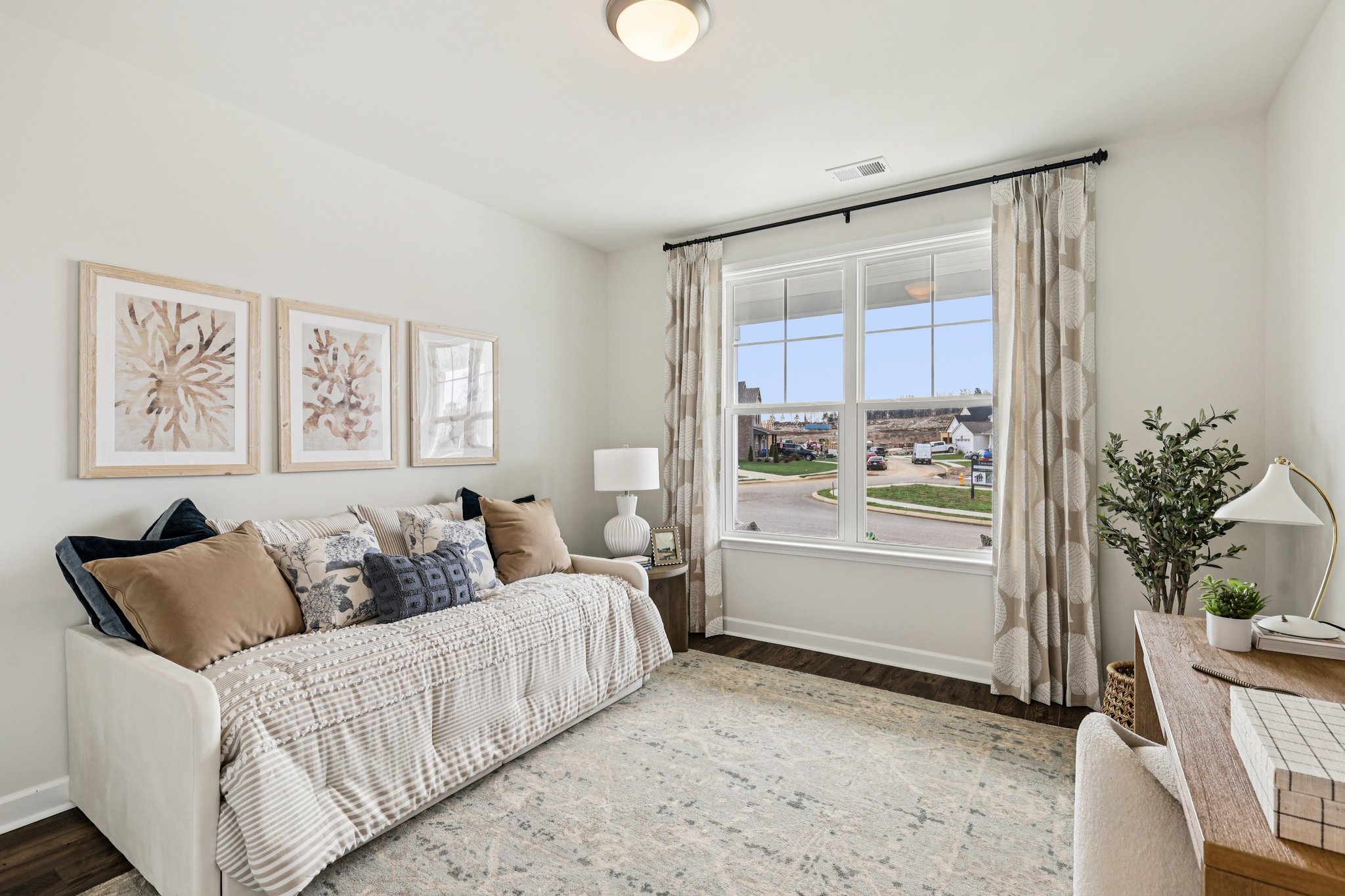 1900 Hildebrand Ln-S0212-024.jpg