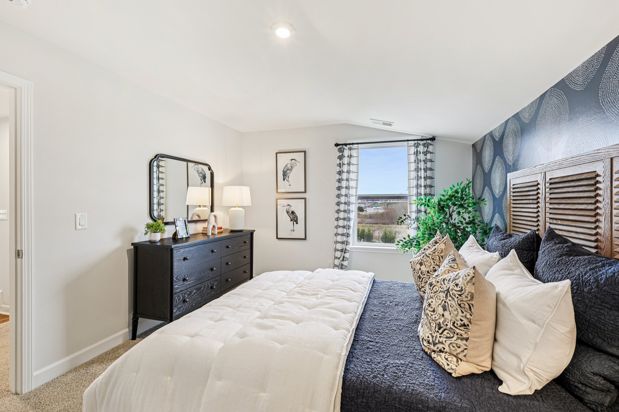 1900 Hildebrand Ln-S0212-059.jpg