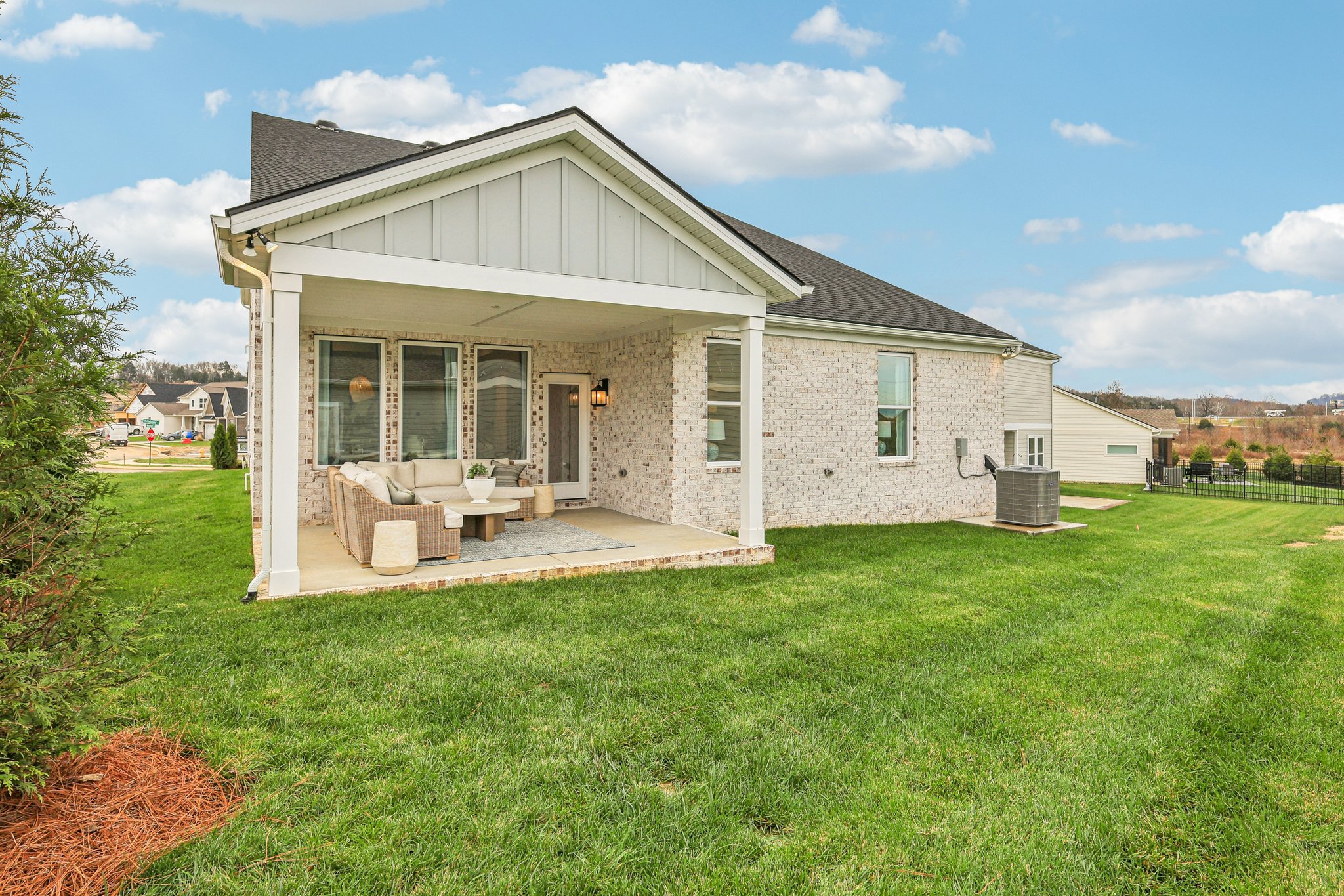1900 Hildebrand Ln-S0212-063.jpg