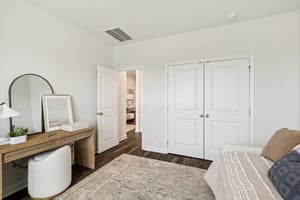 1900 Hildebrand Ln-S0212-025.jpg