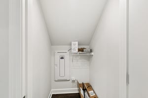 1900 Hildebrand Ln-S0212-031.jpg