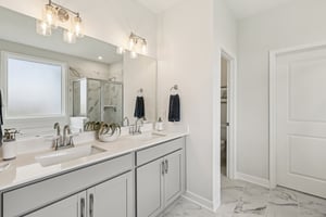 1900 Hildebrand Ln-S0212-037.jpg