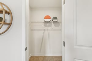 1900 Hildebrand Ln-S0212-049.jpg