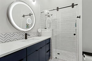  Photo 47