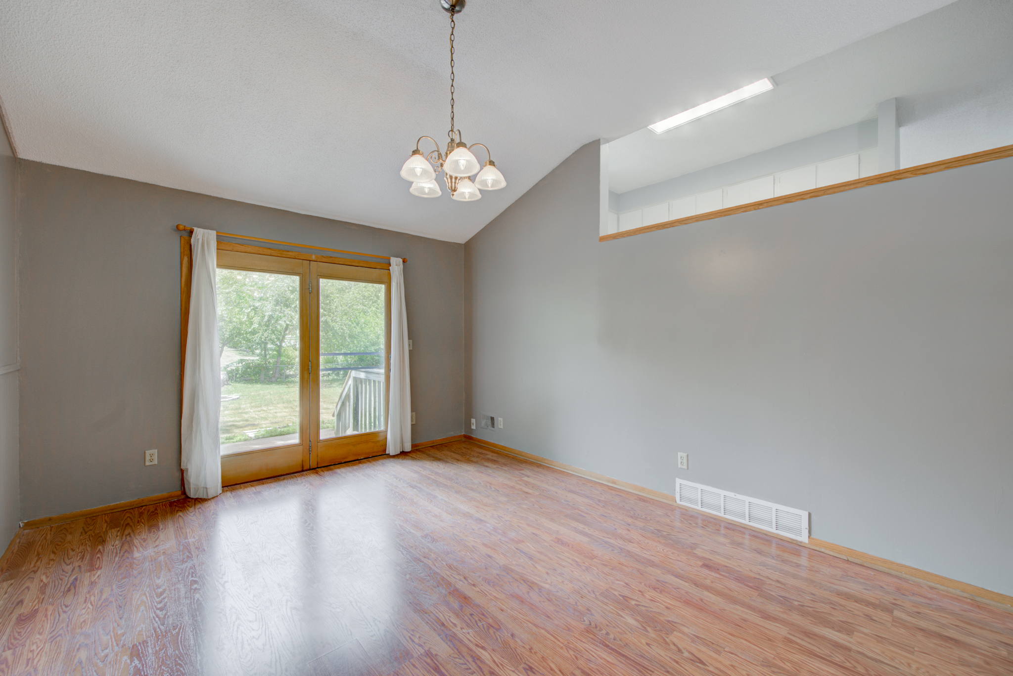 04 Front Room
