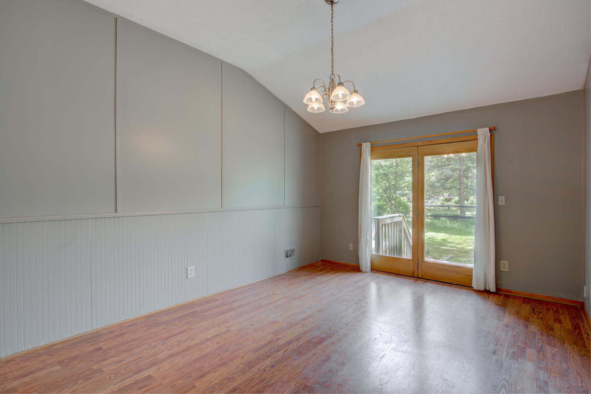03 Front Room