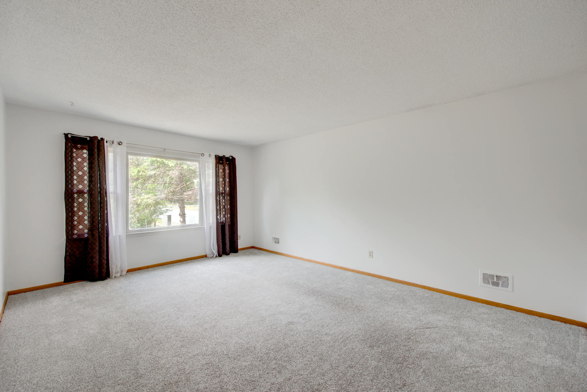 09 Living Room