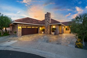 Stone paved driveway