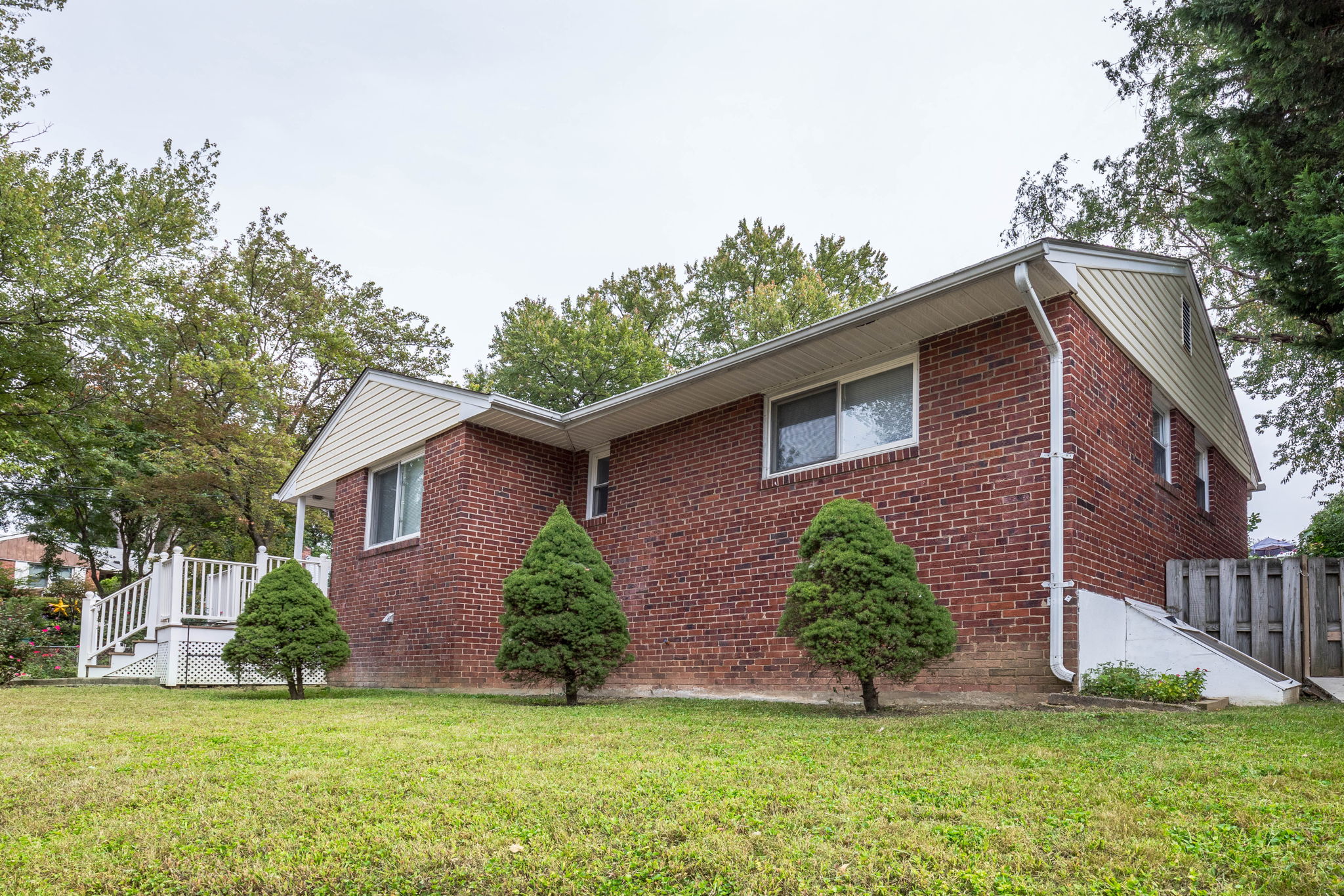 1901 Gainsboro Ro Rockville MD 20851_004