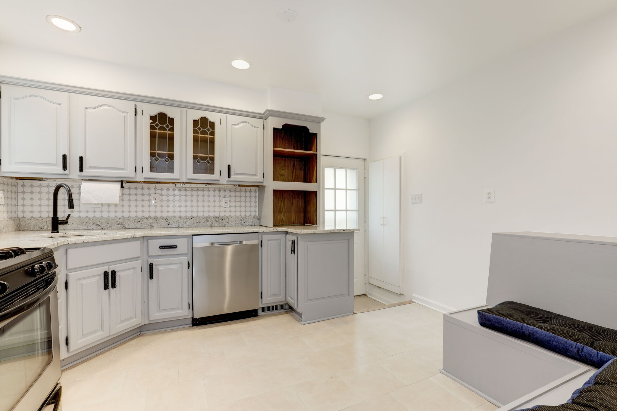 1901 Gainsboro Ro Rockville MD 20851_012