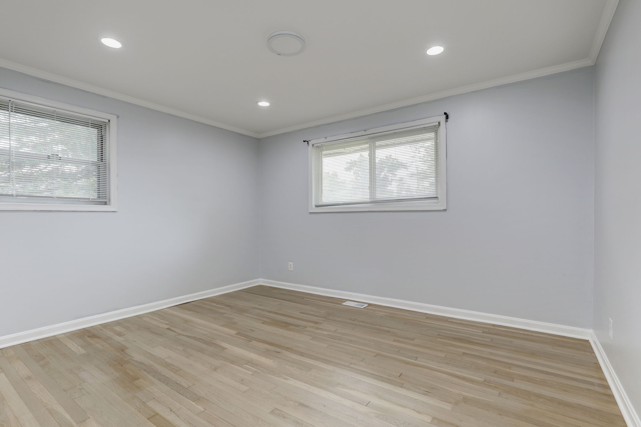 1901 Gainsboro Ro Rockville MD 20851_023