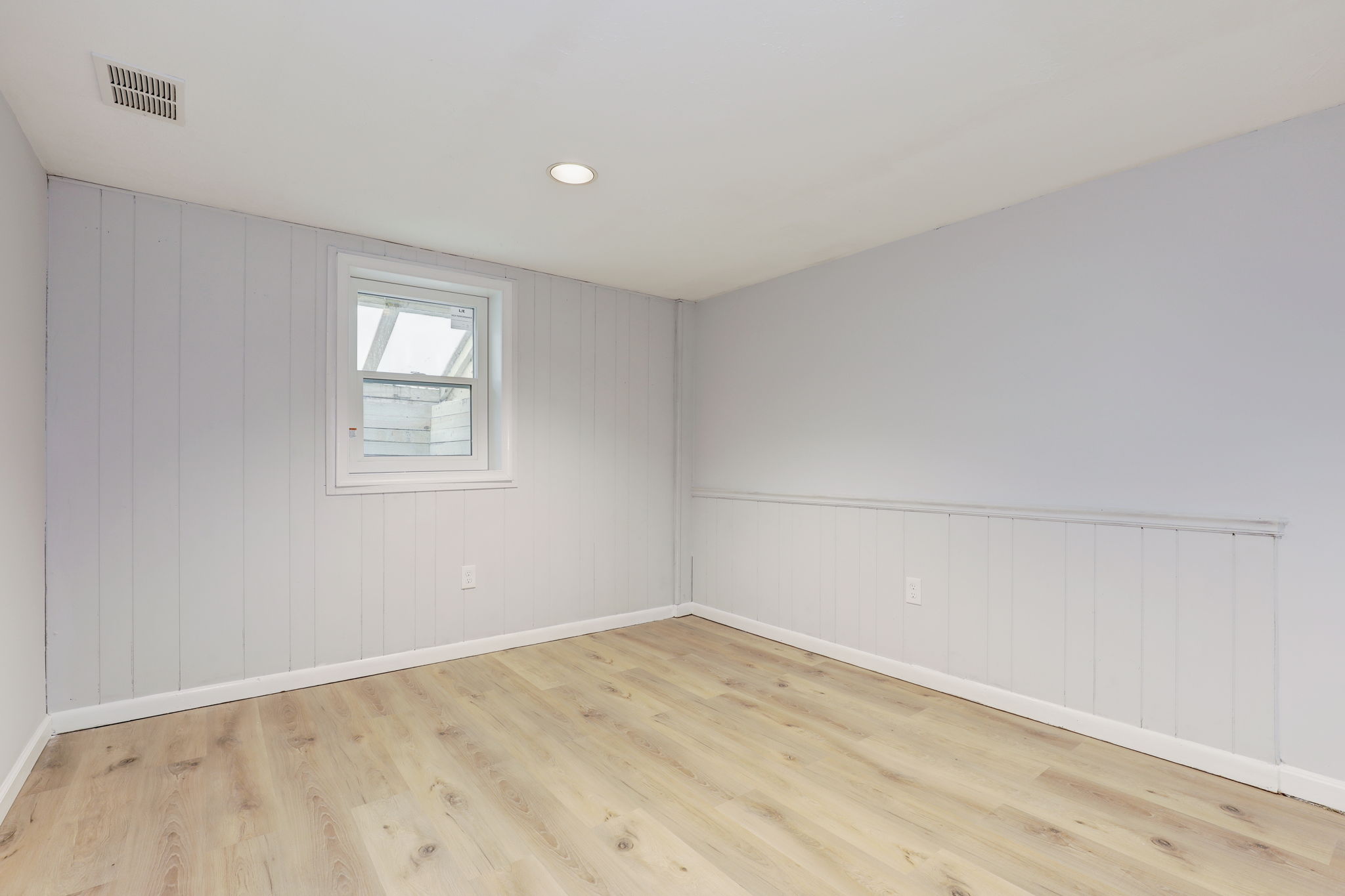 1901 Gainsboro Ro Rockville MD 20851_035