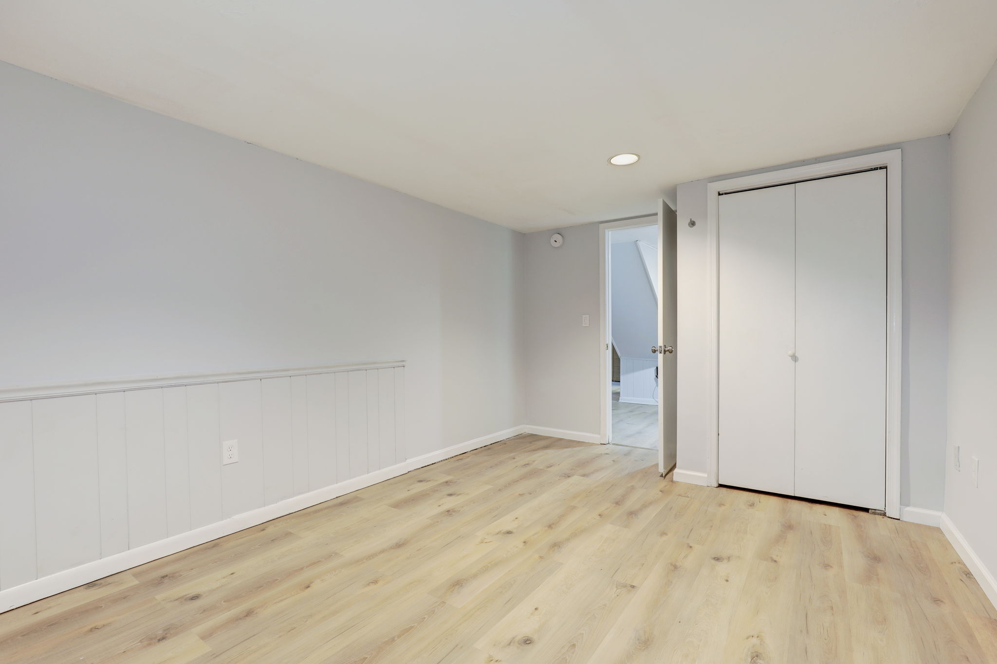 1901 Gainsboro Ro Rockville MD 20851_036