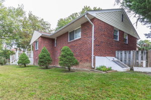 1901 Gainsboro Ro Rockville MD 20851_003