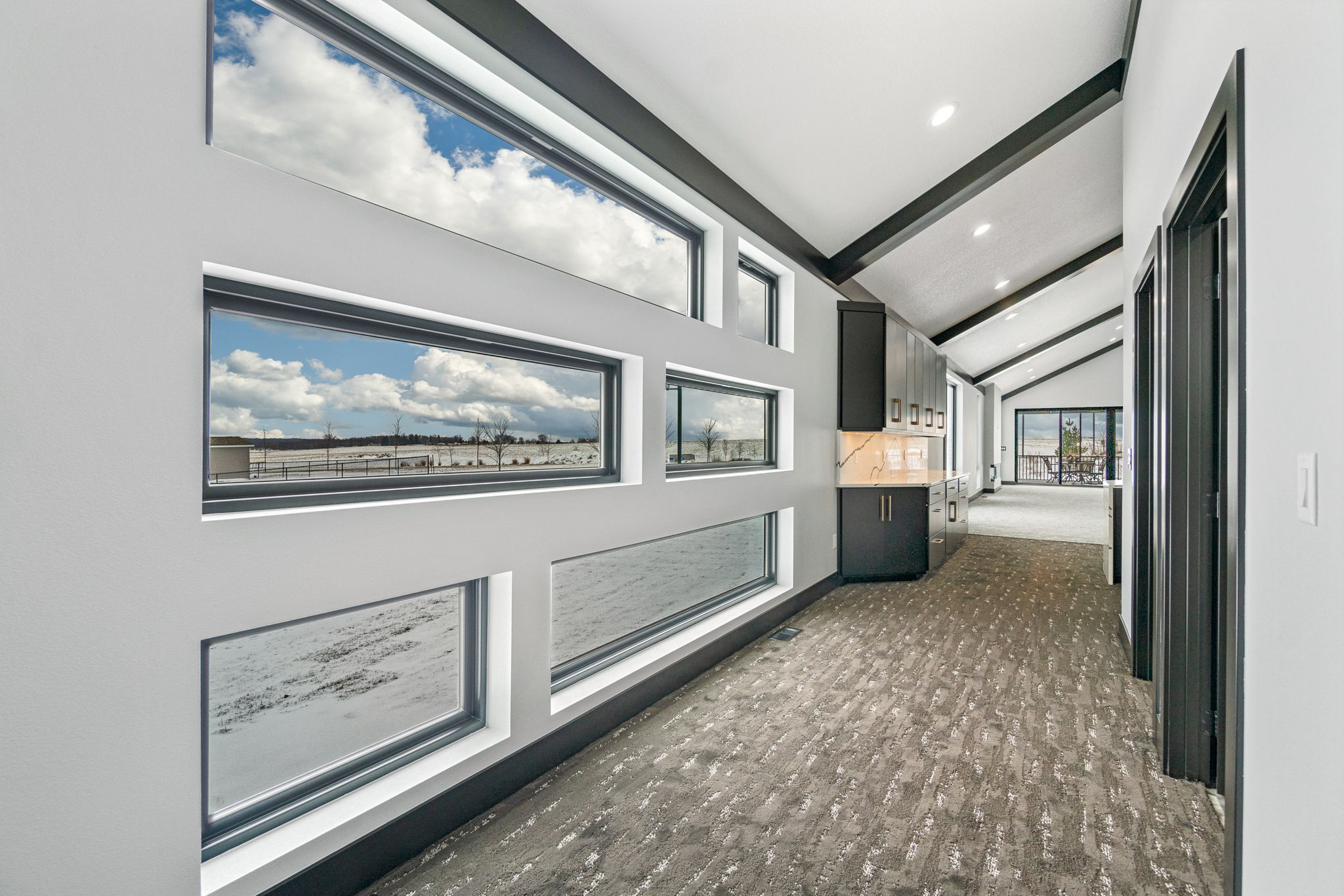 1901 Green Creek Rd, Cedar Falls, IA 50613, USA Photo 9