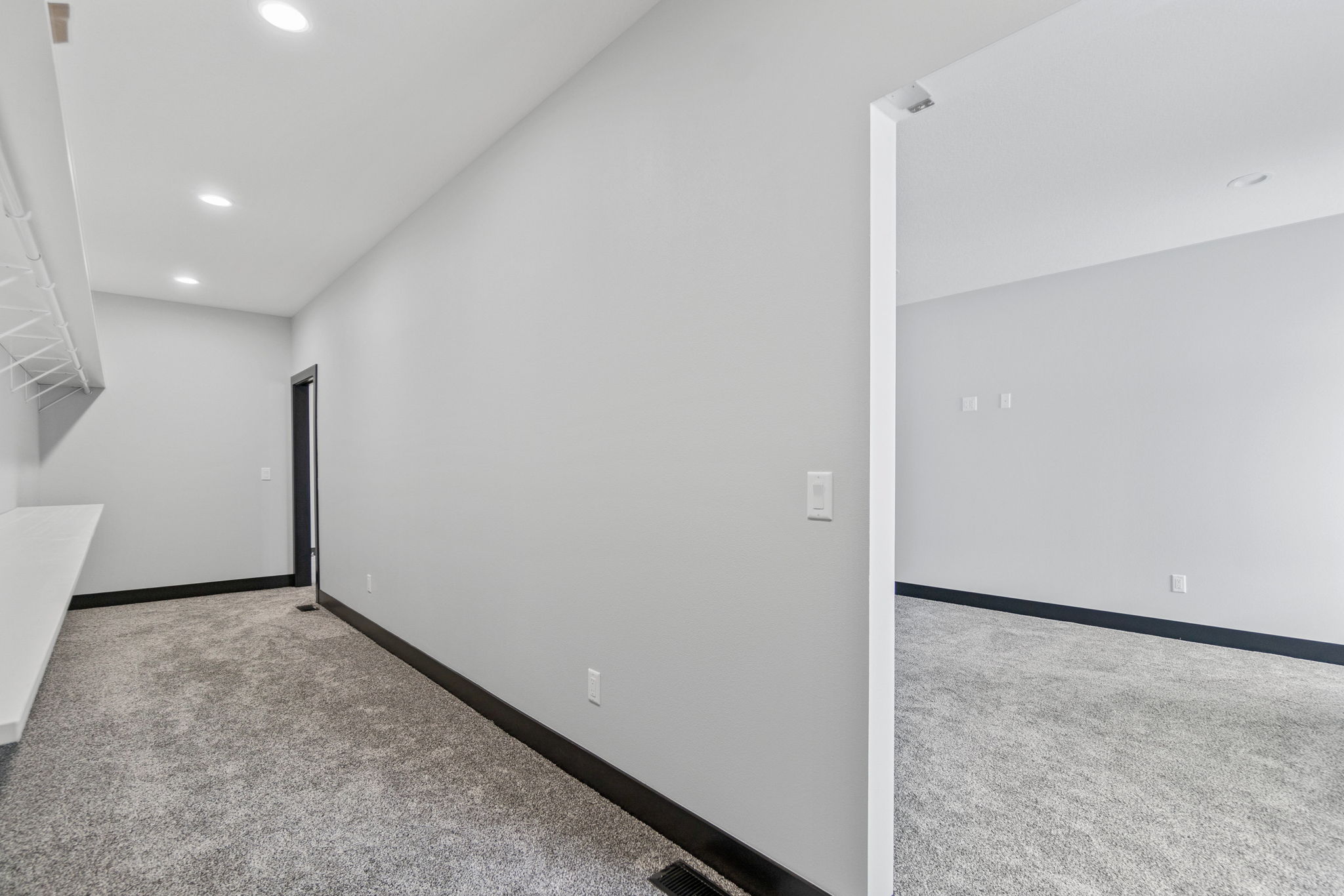 1901 Green Creek Rd, Cedar Falls, IA 50613, USA Photo 13