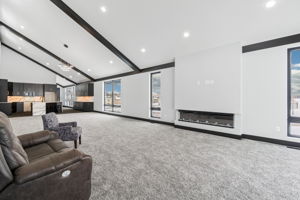 1901 Green Creek Rd, Cedar Falls, IA 50613, USA Photo 5