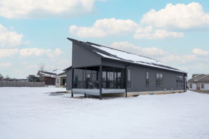 1901 Green Creek Rd, Cedar Falls, IA 50613, USA Photo 23