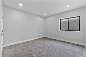 1901 Green Creek Rd, Cedar Falls, IA 50613, USA Photo 20