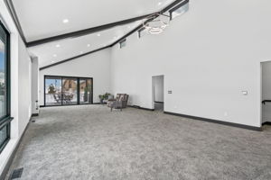 1901 Green Creek Rd, Cedar Falls, IA 50613, USA Photo 4