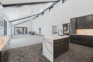 1901 Green Creek Rd, Cedar Falls, IA 50613, USA Photo 7