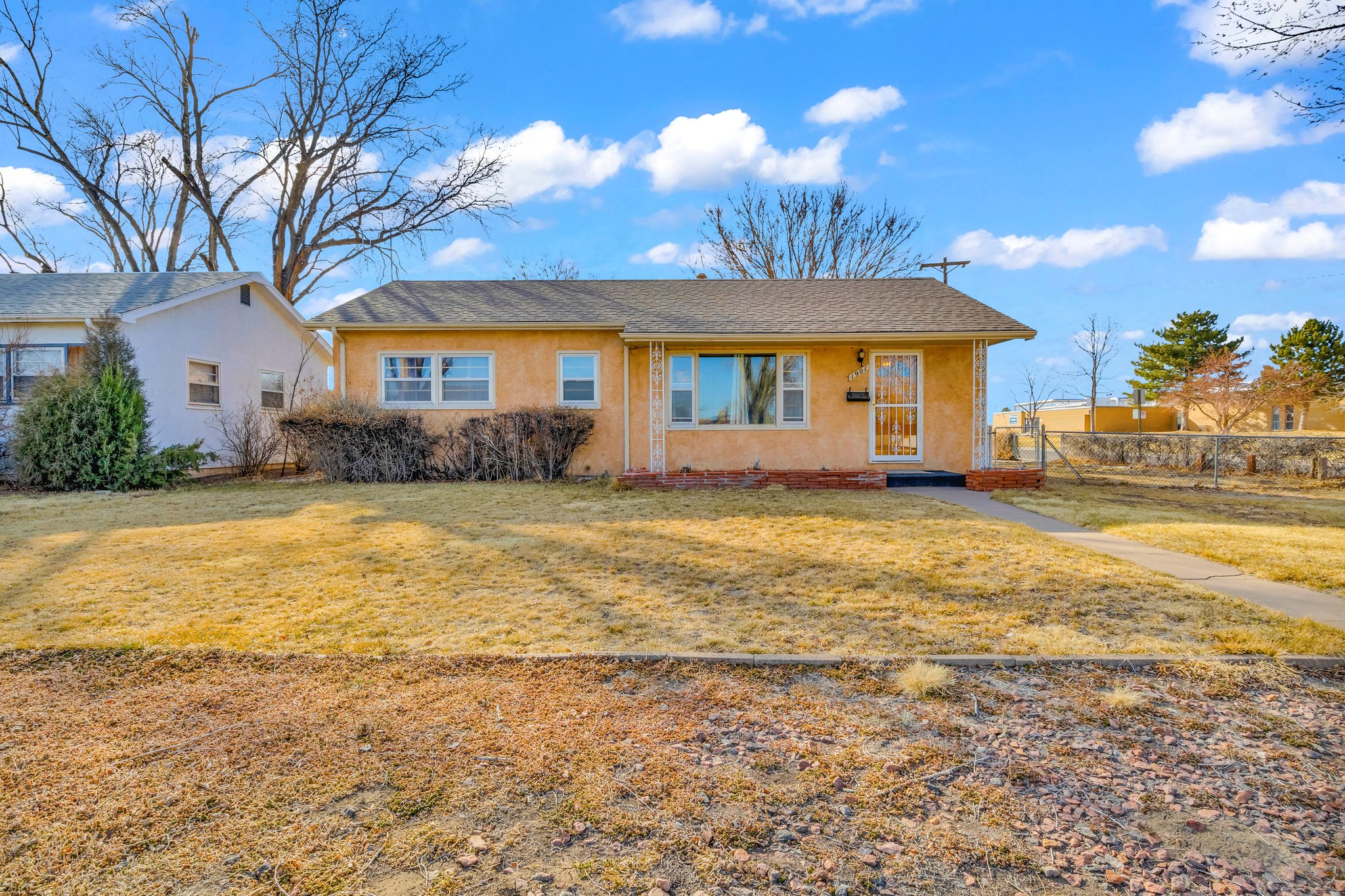 1901 Hollywood Dr, Pueblo, CO 81005 Yellow Drone Media LLC.