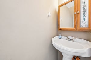 NW S River Dr 16B-011.jpg