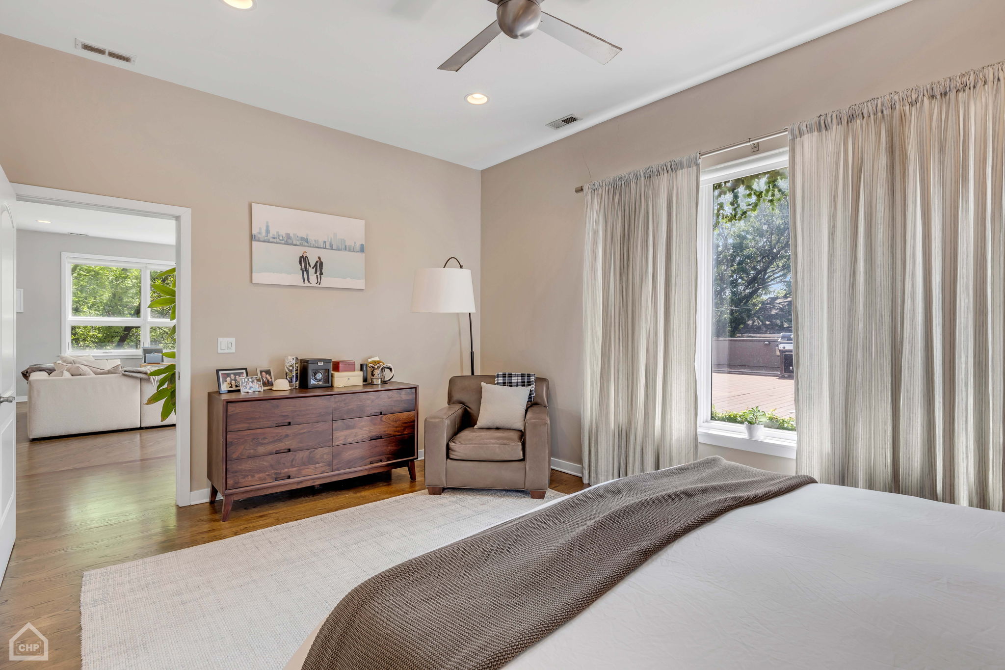 1901 W Division St 2S_011