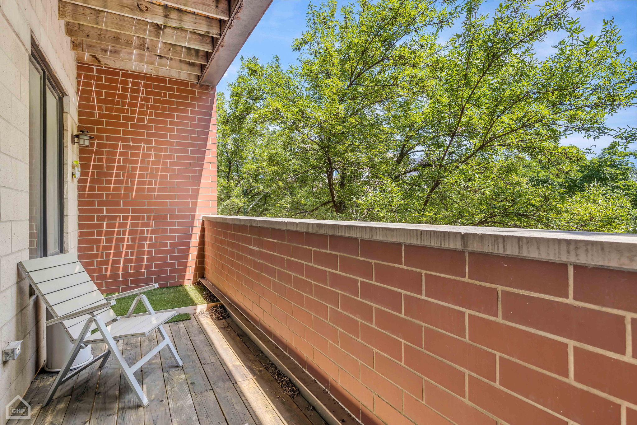 1901 W Division St 2S_024