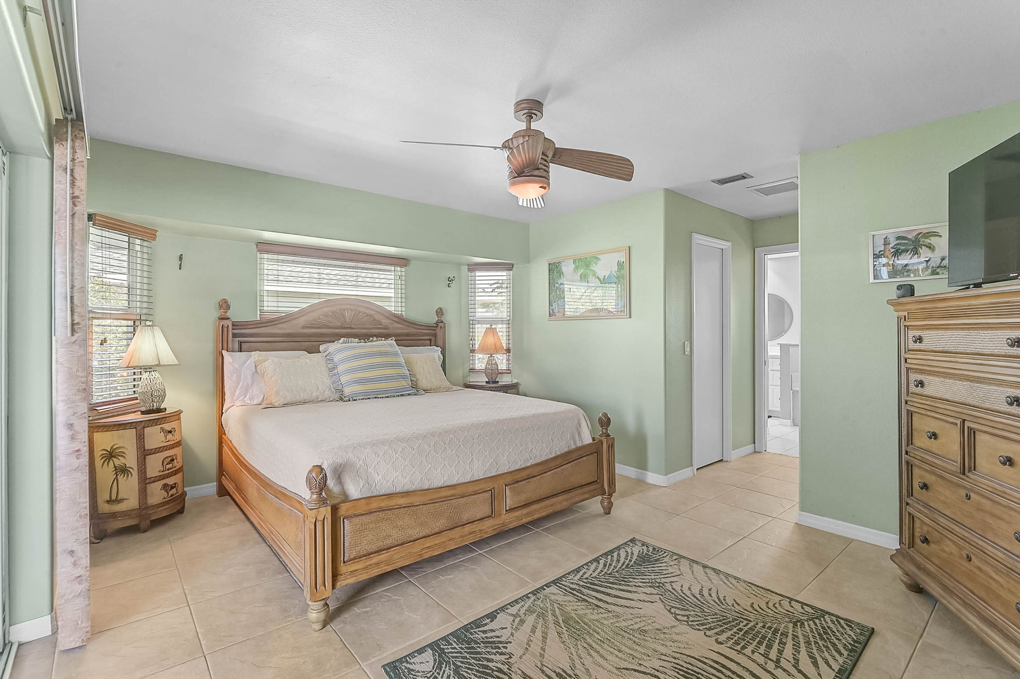 19010 McGrath Cir-14