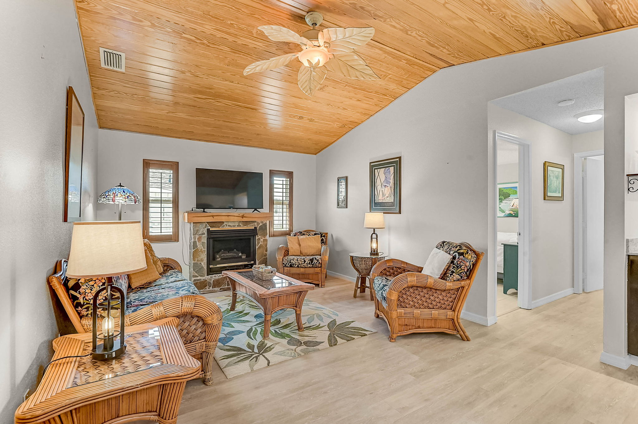 19010 McGrath Cir-31