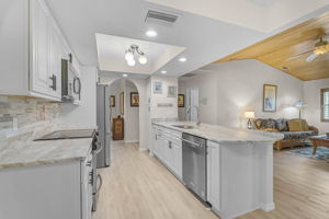 19010 McGrath Cir-27