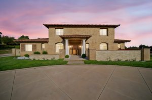 66-19011 Calle Juanito day to dusk.JPG