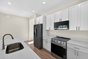Kitchen 2 of 4