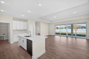 Kitchen 4 of 4