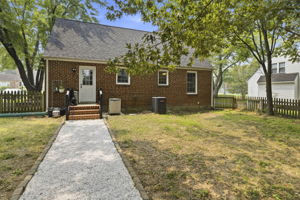  Photo 23