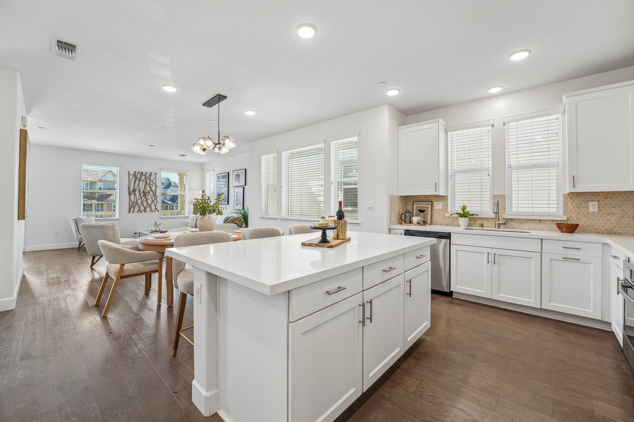 1902 Shasta Ln-S3108-027.jpg