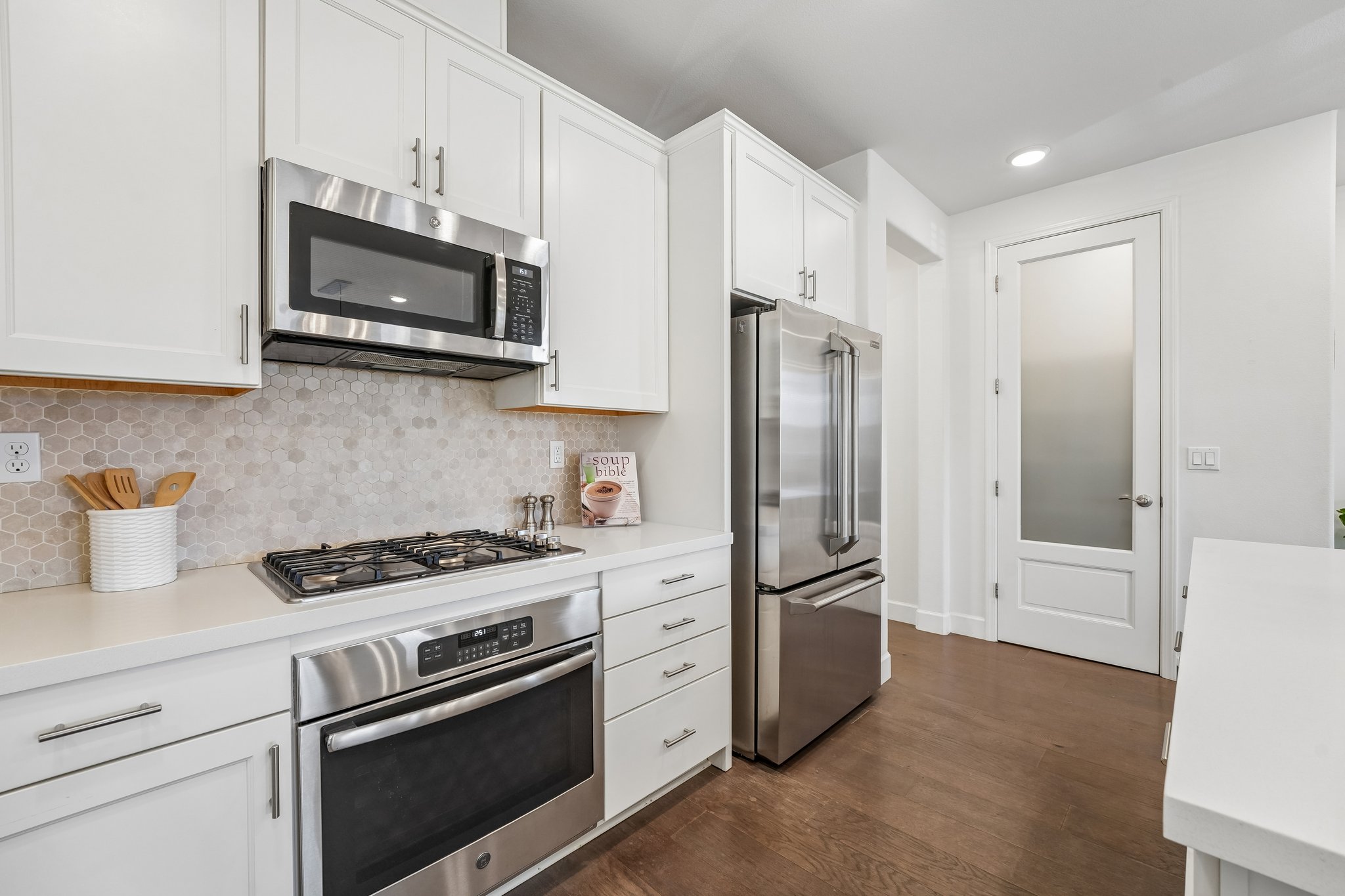 1902 Shasta Ln-S3108-031.jpg