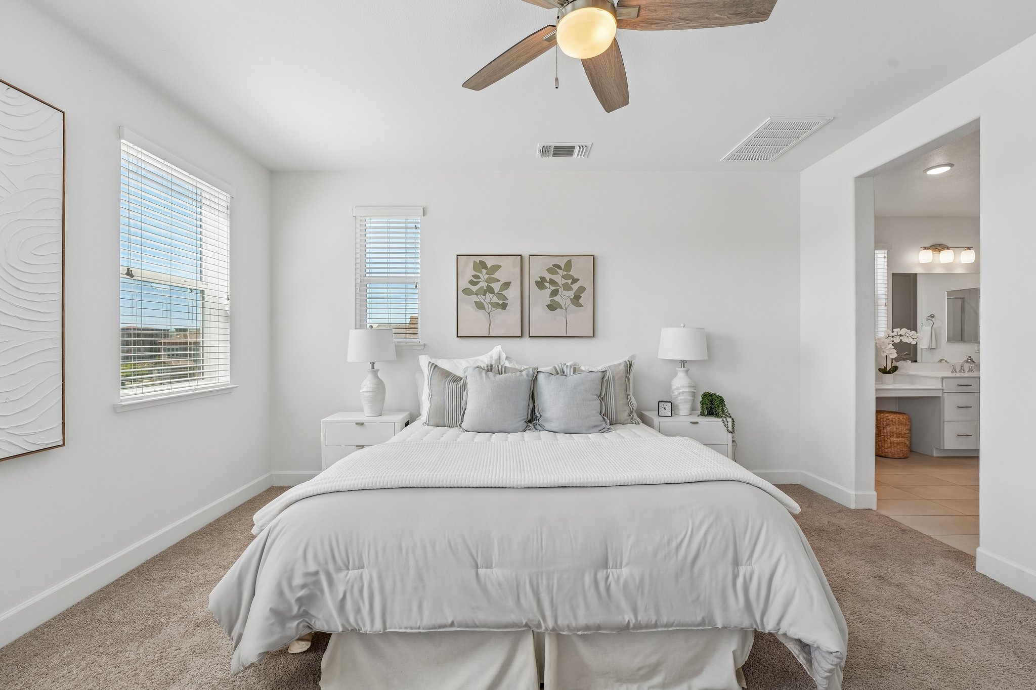 1902 Shasta Ln-S3108-040.jpg