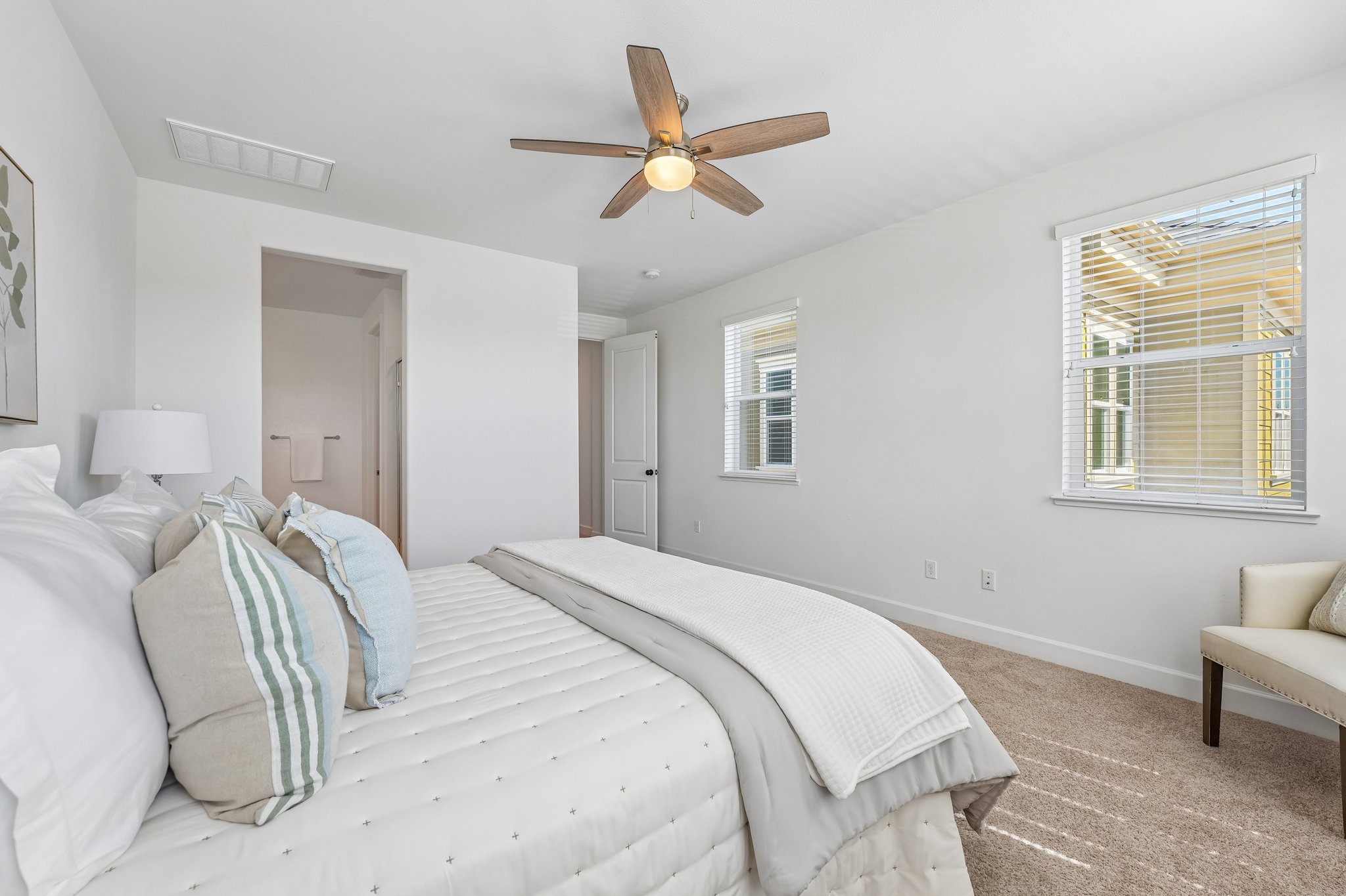 1902 Shasta Ln-S3108-041.jpg