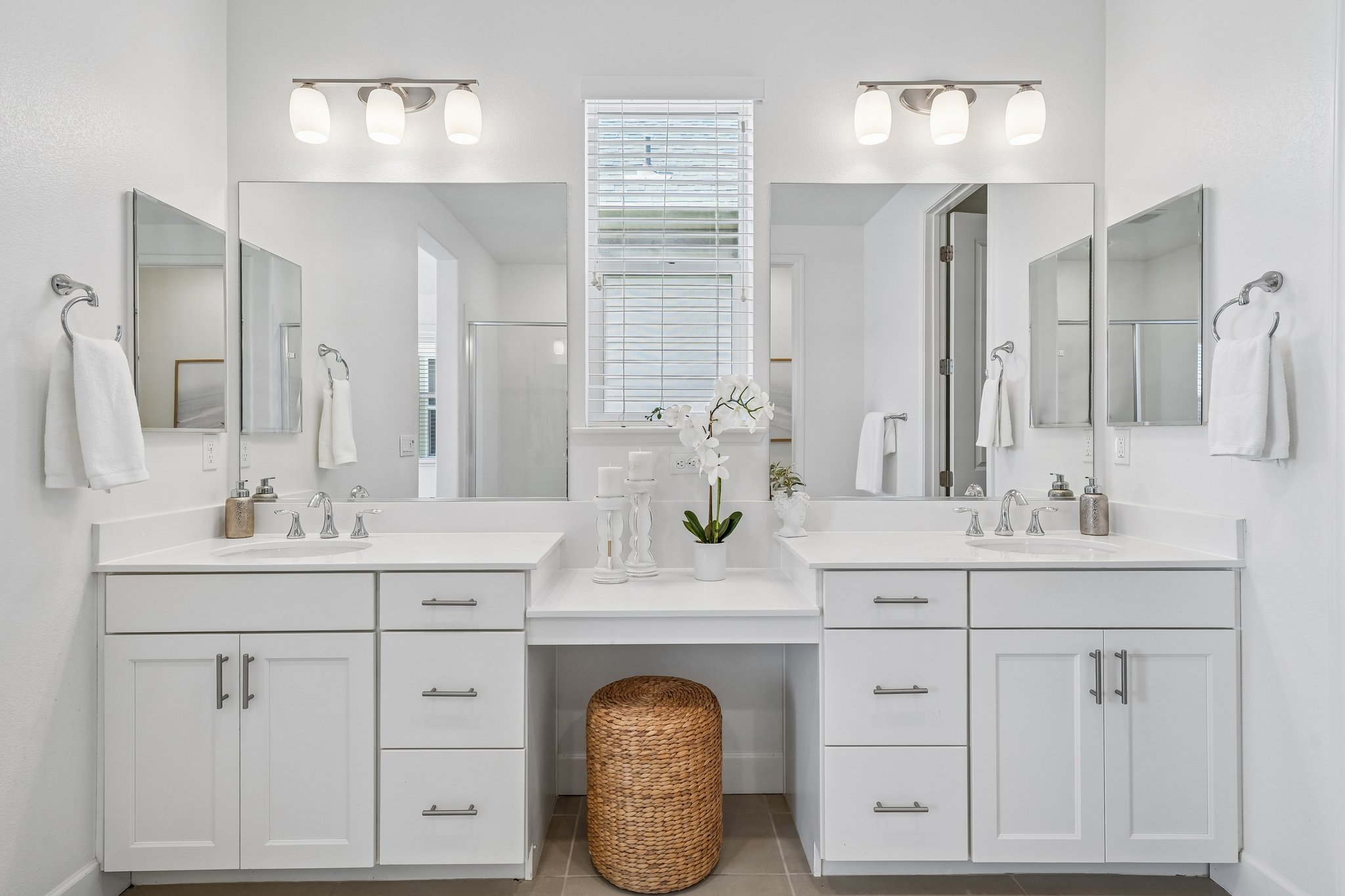 1902 Shasta Ln-S3108-045.jpg