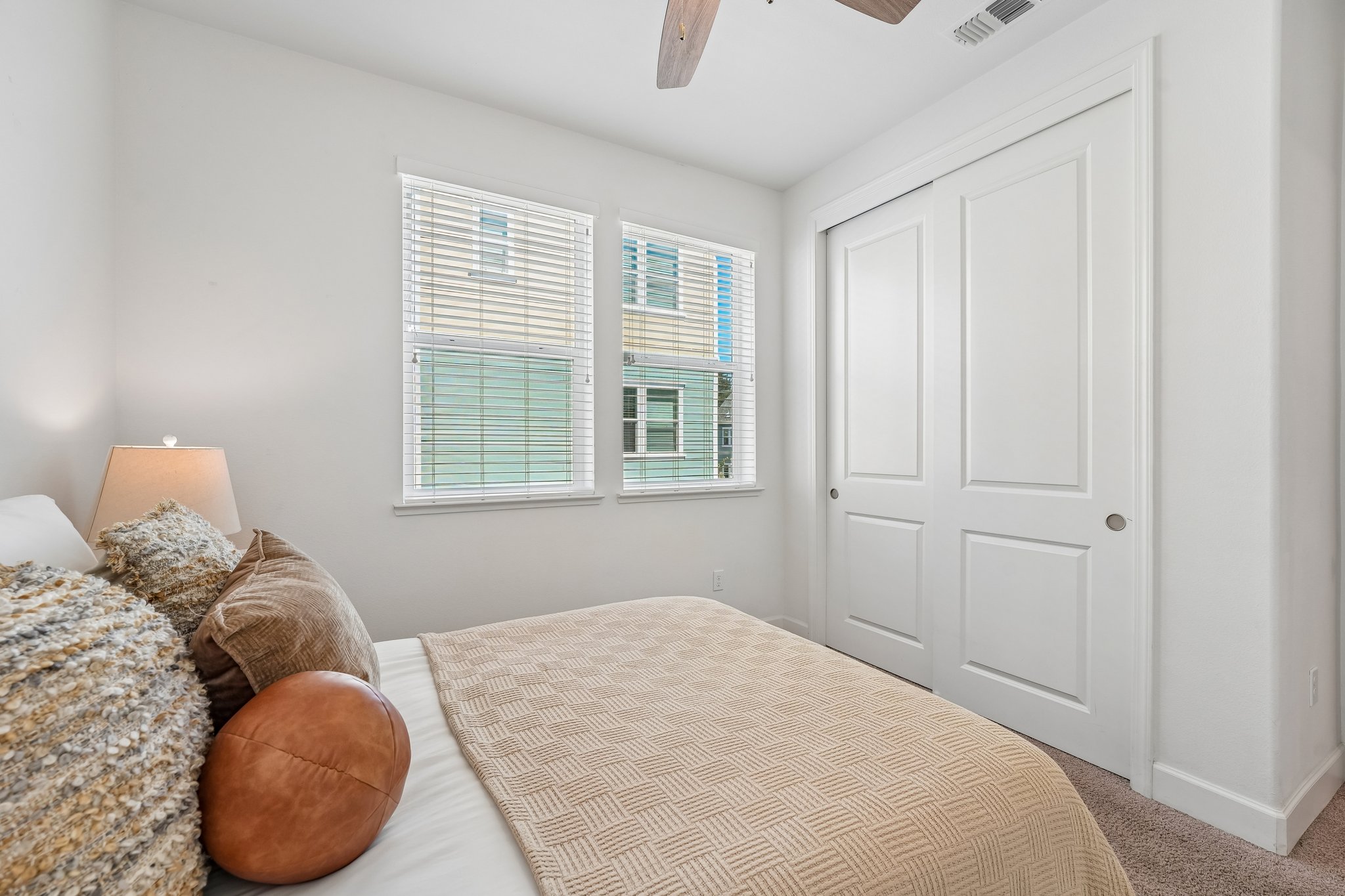 1902 Shasta Ln-S3108-053.jpg