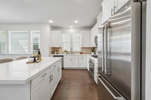 1902 Shasta Ln-S3108-026.jpg