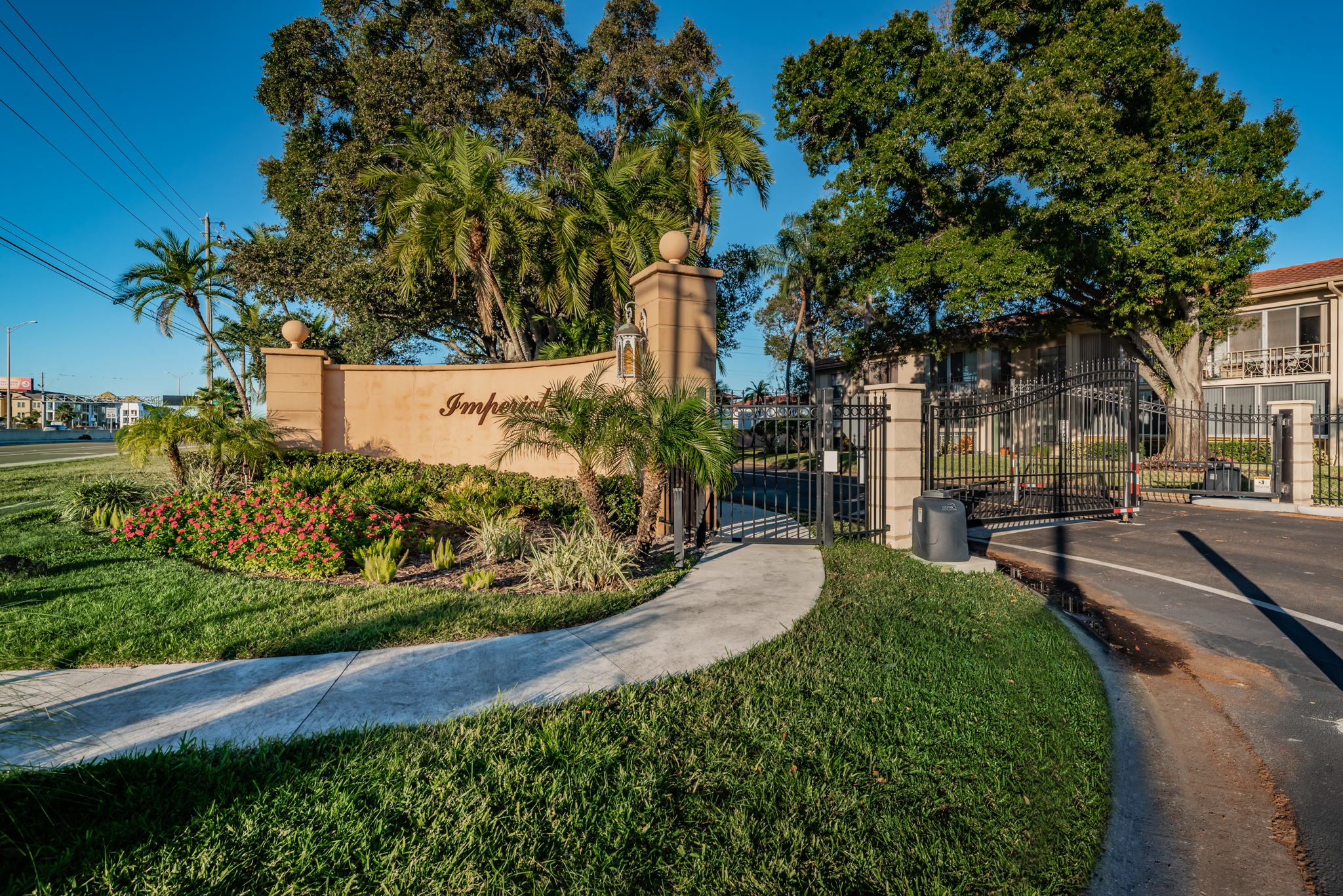 6-Gated Entry