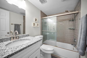 Bathroom2a