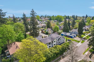 N Oakes St C-S0105-047.jpg