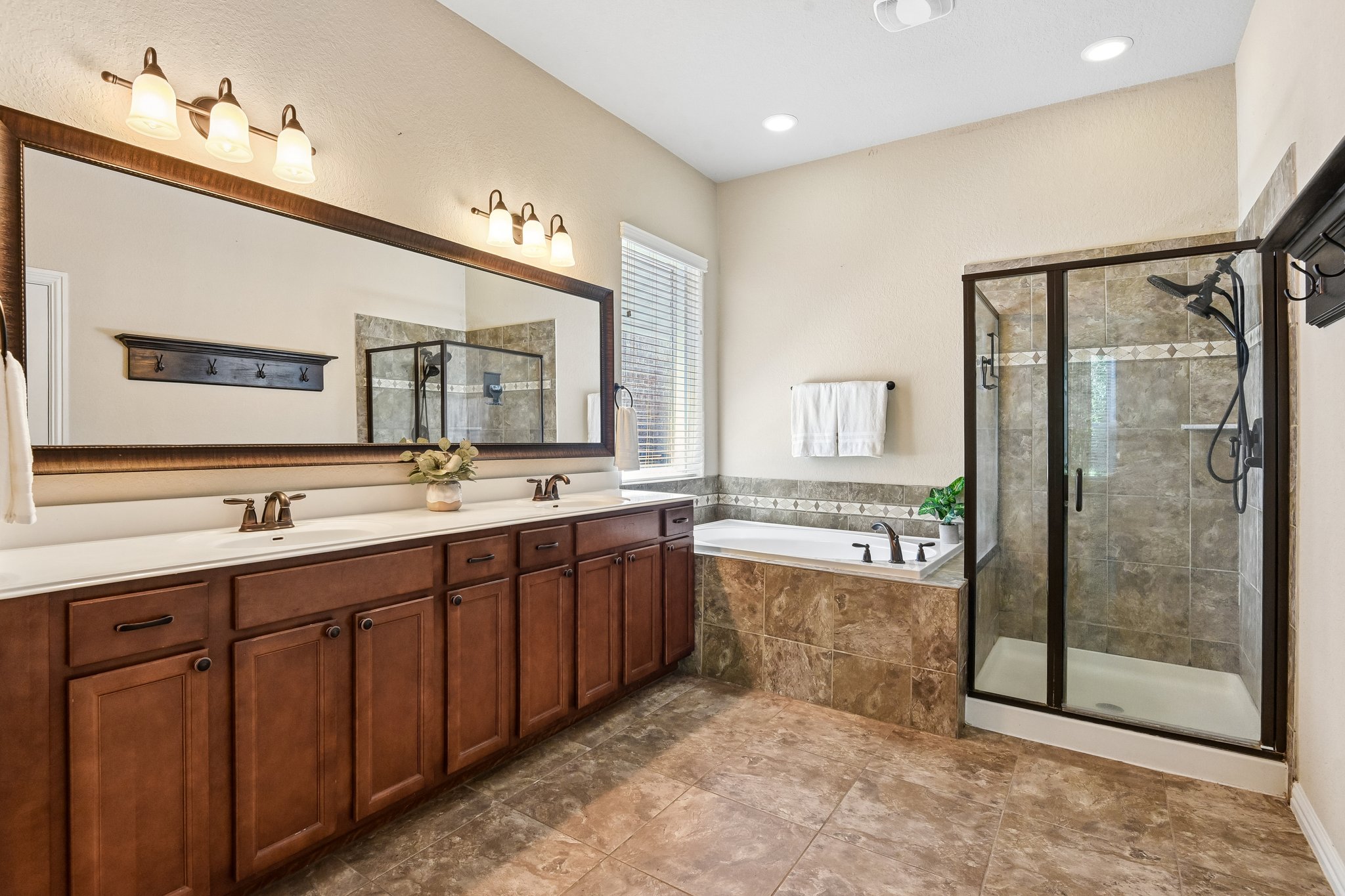 Roaring Fork-S1806-032.jpg