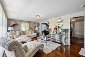 Anthony Ave-S3009-006.jpg