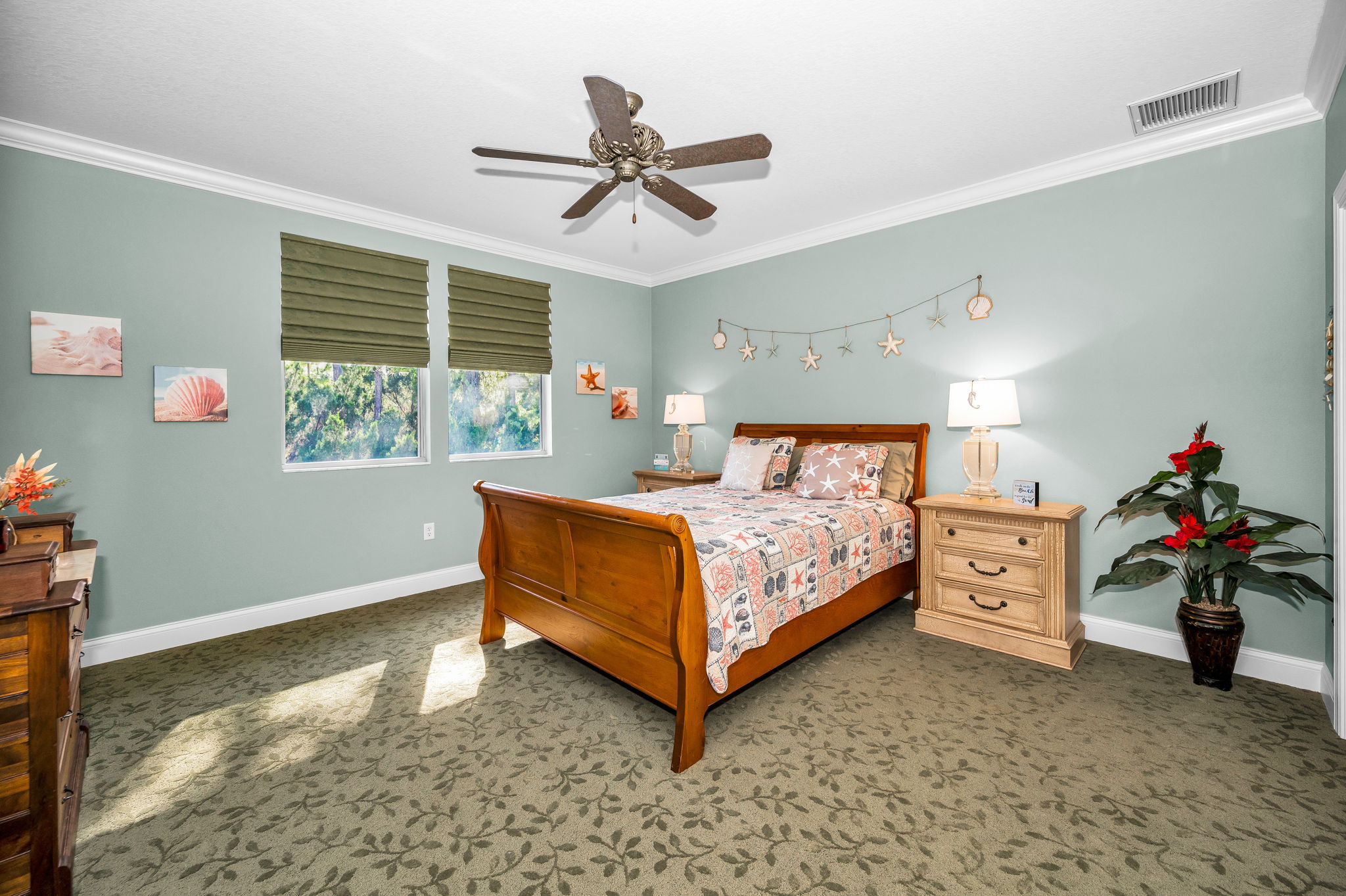 Upper Level Bedroom2a